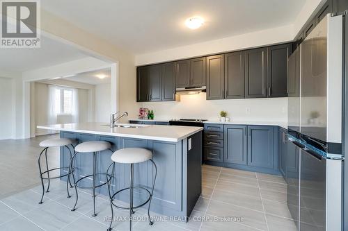 7 Ford Street, Brant, ON - Indoor Photo Showing Kitchen With Upgraded Kitchen