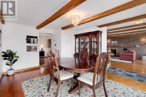 338 Cold Creek Road, Prince Edward County, ON - Indoor Photo Showing Dining Room