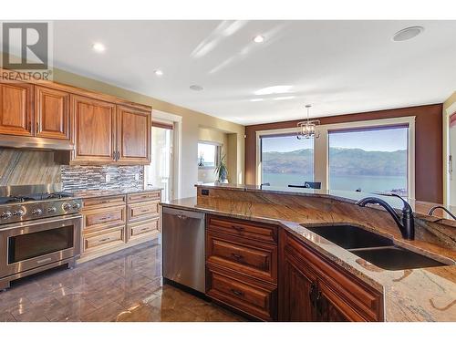 3137 Pinot Noir Place, West Kelowna, BC - Indoor Photo Showing Kitchen With Double Sink