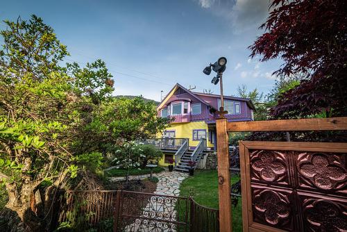 128 Union Street, Nelson, BC - Outdoor