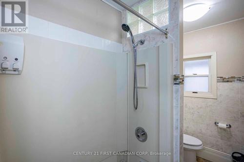 #24 -374 Front St, Central Elgin, ON - Indoor Photo Showing Bathroom