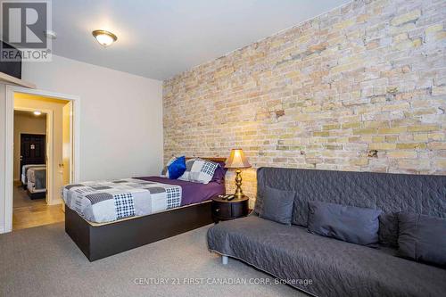 24 - 374 Front Street, Central Elgin, ON - Indoor Photo Showing Bedroom