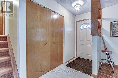 33374 Queen Street, North Middlesex, ON - Indoor Photo Showing Other Room