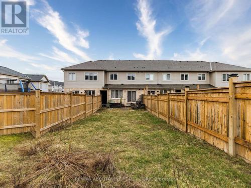 62 Skinner Dr, Guelph, ON - Outdoor With Backyard