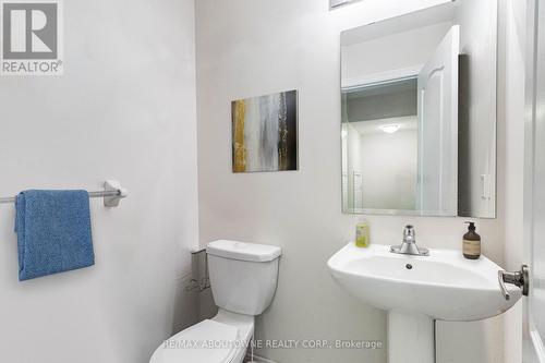 62 Skinner Drive, Guelph, ON - Indoor Photo Showing Bathroom