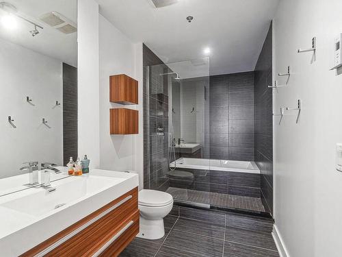 Salle de bains - 381 Rue Des Seigneurs, Montréal (Le Sud-Ouest), QC - Indoor Photo Showing Bathroom