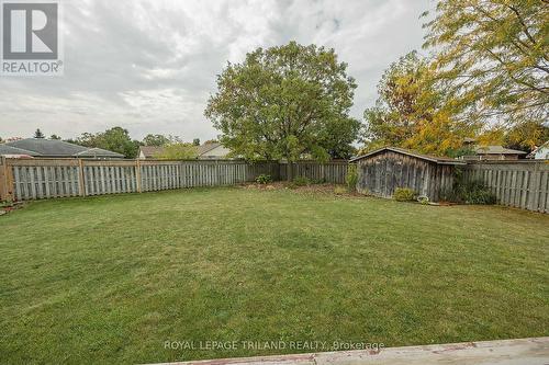 54 Ponsford Pl, St. Thomas, ON - Outdoor With Backyard