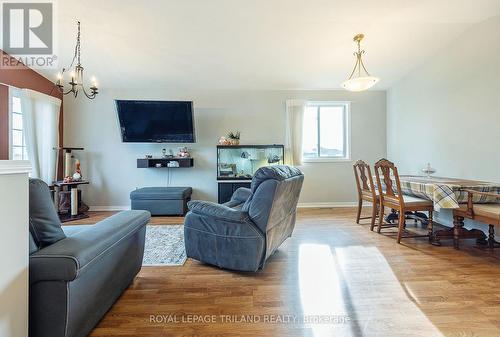 54 Ponsford Pl, St. Thomas, ON - Indoor Photo Showing Other Room
