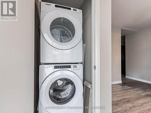 1011 - 108 Garment Street, Kitchener, ON - Indoor Photo Showing Laundry Room