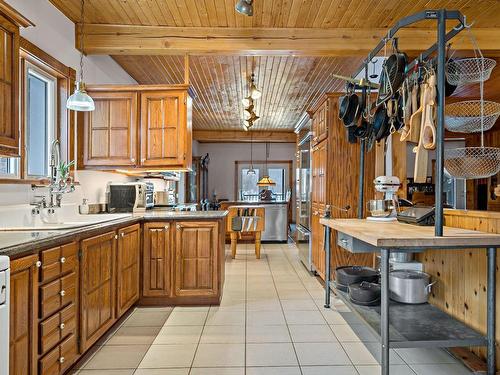 Kitchen - 92  - 94 Ch. Du Lac-Chaud, La Macaza, QC - Indoor Photo Showing Kitchen