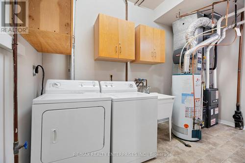 #207 -2055 Walkers Line, Burlington, ON - Indoor Photo Showing Laundry Room