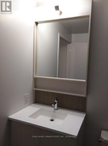 #2307 -2560 Eglinton Ave W, Mississauga, ON - Indoor Photo Showing Bathroom