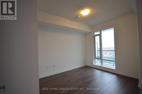 #2307 -2560 Eglinton Ave W, Mississauga, ON - Indoor Photo Showing Other Room
