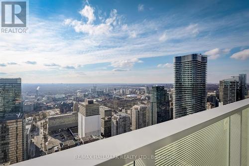 5112 - 501 Yonge Street, Toronto, ON - Outdoor With View