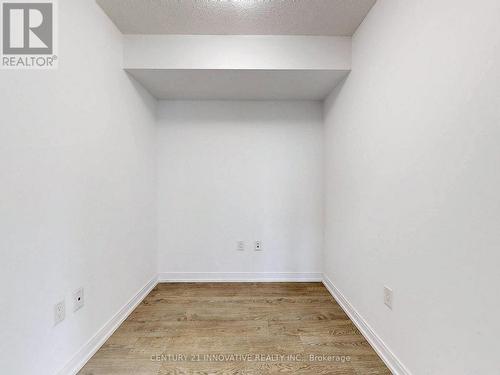 #1223 -275 Village Green Sq, Toronto, ON - Indoor Photo Showing Other Room