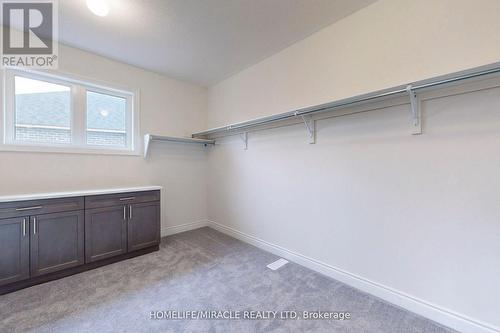 25 Joiner Circ, Whitchurch-Stouffville, ON - Indoor With Storage