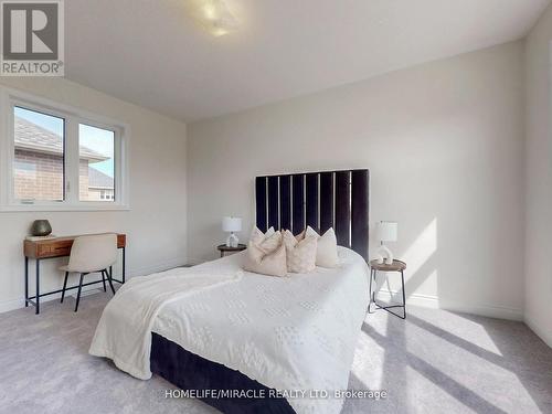 25 Joiner Circle, Whitchurch-Stouffville, ON - Indoor Photo Showing Bedroom