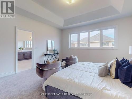 25 Joiner Circle, Whitchurch-Stouffville, ON - Indoor Photo Showing Bedroom