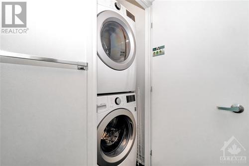 234 Rideau Street Unit#210, Ottawa, ON - Indoor Photo Showing Laundry Room