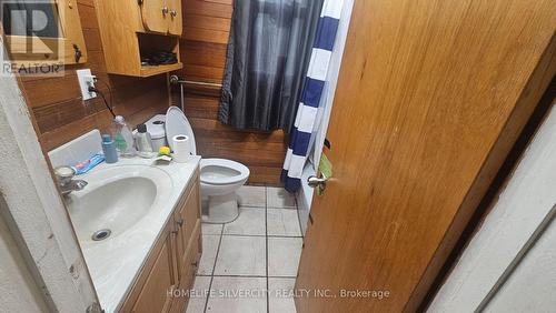 8 Knaseboro St, Mississauga, ON - Indoor Photo Showing Bathroom