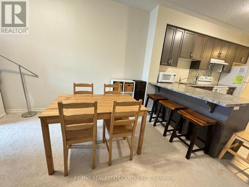 #101 -1280 Gordon St S, Guelph, ON - Indoor Photo Showing Dining Room
