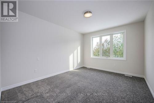 61 Arrowwood Path, Middlesex Centre, ON - Indoor Photo Showing Other Room