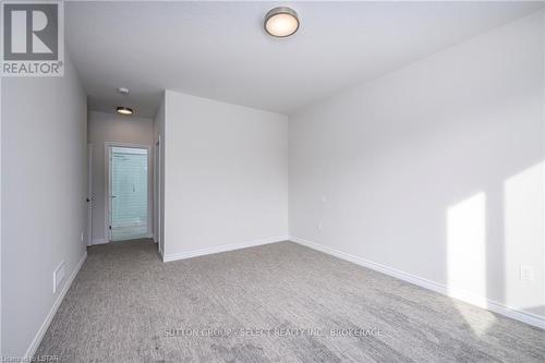 61 Arrowwood Path, Middlesex Centre, ON - Indoor Photo Showing Other Room