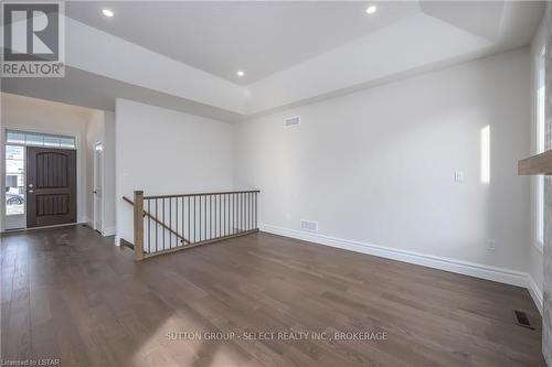 61 Arrowwood Path, Middlesex Centre, ON - Indoor Photo Showing Other Room