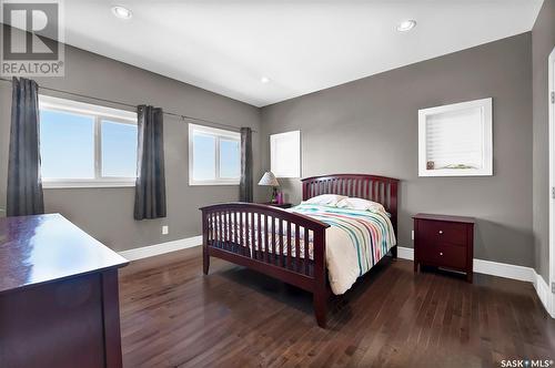 1235 Hargreaves Way, Saskatoon, SK - Indoor Photo Showing Bedroom