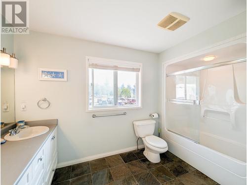 3920 Trout Drive, Lac La Hache, BC - Indoor Photo Showing Bathroom