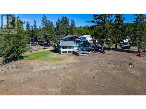 3920 Trout Drive, Lac La Hache, BC - Outdoor