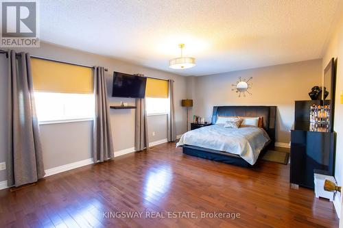 3010 Gulfstream Way, Mississauga, ON - Indoor Photo Showing Bedroom