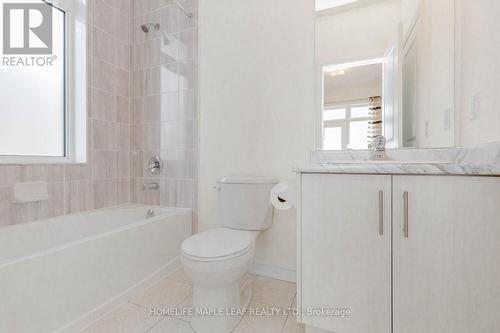 30 Halliford Place, Brampton, ON - Indoor Photo Showing Bathroom