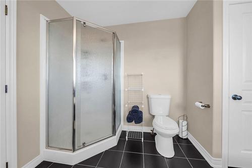 74 Oakdale Boulevard, Smithville, ON - Indoor Photo Showing Bathroom