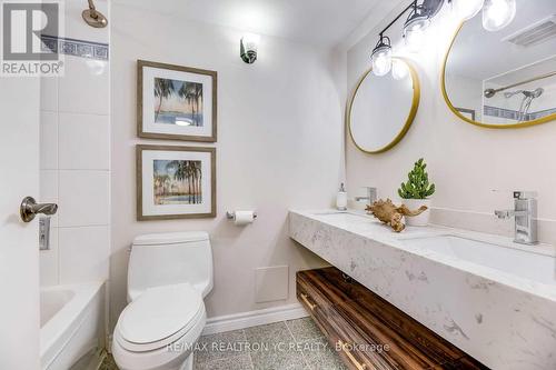 #128 -1300 Marlborough Crt, Oakville, ON - Indoor Photo Showing Bathroom