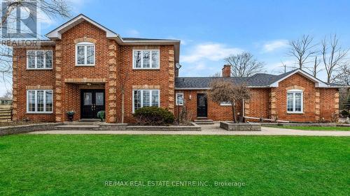 18805 Willoughby Rd, Caledon, ON - Outdoor With Facade