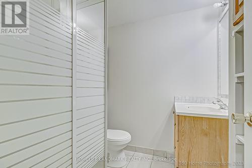 117 Grant Blvd, Hamilton, ON - Indoor Photo Showing Bathroom