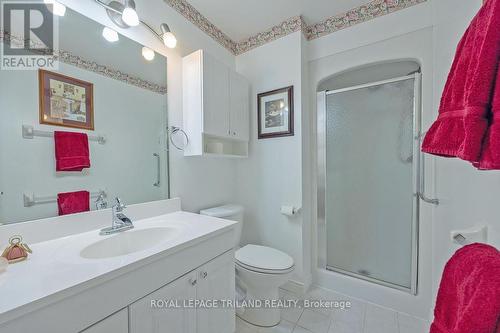 28 James Turvey Place, St. Thomas, ON - Indoor Photo Showing Bathroom