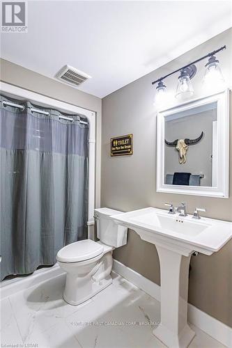 15 Tattersall Lane, Lambton Shores, ON - Indoor Photo Showing Bathroom