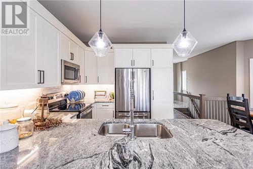 15 Tattersall Lane, Lambton Shores, ON - Indoor Photo Showing Kitchen With Upgraded Kitchen