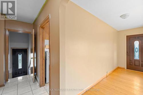 219 Central Avenue, Fort Erie, ON - Indoor Photo Showing Other Room