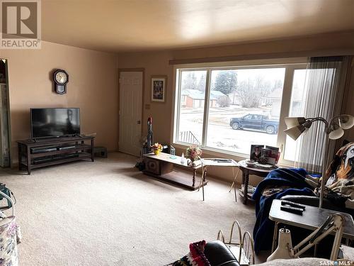 12 Munster Street, Lanigan, SK - Indoor