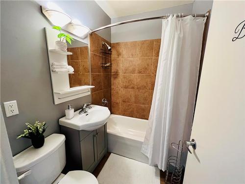 606 565 Corydon Avenue, Winnipeg, MB - Indoor Photo Showing Bathroom