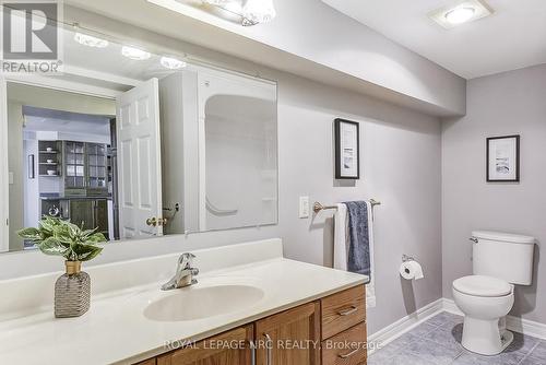 18 Boese Court, St. Catharines, ON - Indoor Photo Showing Bathroom