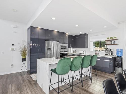 3714 Astoria Drive, West Kelowna, BC - Indoor Photo Showing Kitchen With Upgraded Kitchen