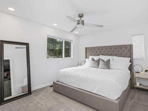 3714 Astoria Drive, West Kelowna, BC - Indoor Photo Showing Bedroom
