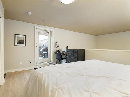 407-866 Goldstream Ave, Langford, BC - Indoor Photo Showing Bedroom