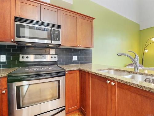 407-866 Goldstream Ave, Langford, BC - Indoor Photo Showing Kitchen With Double Sink