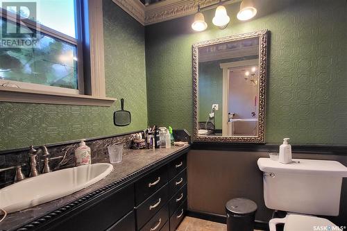 406 Edward Street, Radisson, SK - Indoor Photo Showing Bathroom