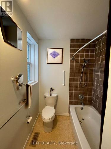 12 Benjamin St, Wilmot, ON - Indoor Photo Showing Bathroom
